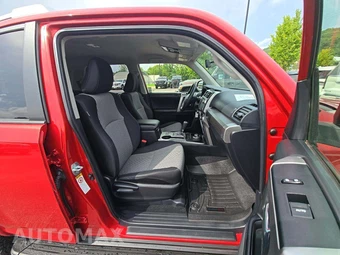 2016 Toyota 4Runner SR5 – miniatura 15