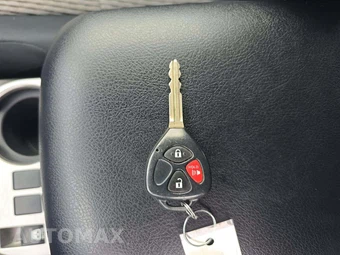 2016 Toyota 4Runner SR5 – miniatura 5