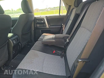 2016 Toyota 4Runner SR5 – miniatura 13