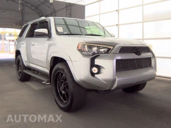 2016 Toyota 4Runner SR5 – miniatura 3