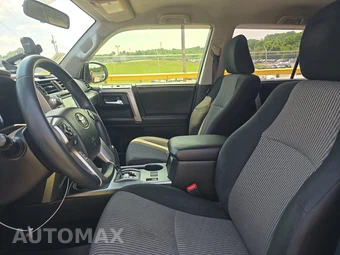 2016 Toyota 4Runner SR5 – miniatura 7