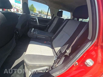 2016 Toyota 4Runner SR5 – miniatura 13