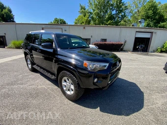 2016 Toyota 4Runner SR5 - miniatura 3