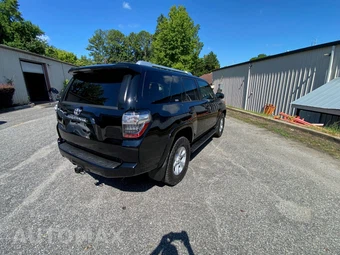 2016 Toyota 4Runner SR5 - miniatura 4