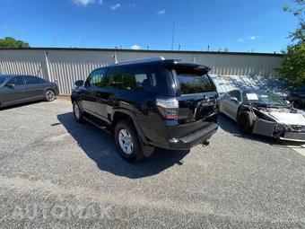 2016 Toyota 4Runner SR5 - miniatura 5