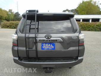 2016 Toyota 4Runner SR5 – miniatura 18