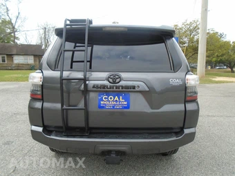2016 Toyota 4Runner SR5 – miniatura 25