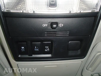 2016 Toyota 4Runner SR5 – miniatura 35