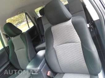 2016 Toyota 4Runner SR5 – miniatura 44