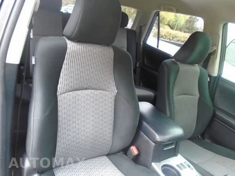 2016 Toyota 4Runner SR5 – miniatura 46