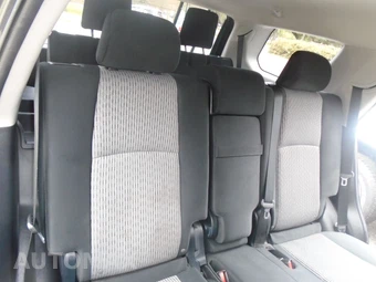 2016 Toyota 4Runner SR5 – miniatura 48