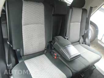 2016 Toyota 4Runner SR5 – miniatura 51