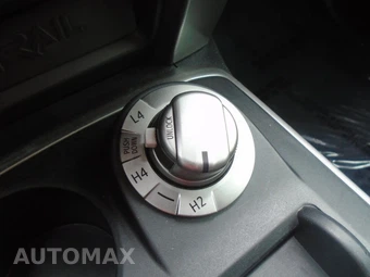 2016 Toyota 4Runner SR5 – miniatura 84