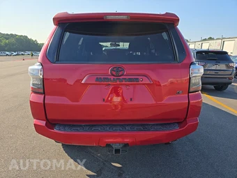 2016 Toyota 4Runner SR5 - miniatura 5