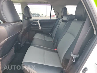 2016 Toyota 4Runner SR5 Premium – miniatura 13