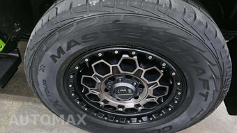 2016 Toyota 4Runner SR5 Premium – miniatura 29