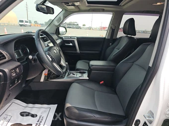 2016 Toyota 4Runner SR5 Premium – miniatura 7