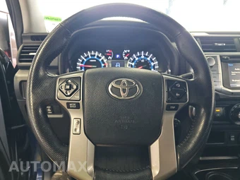 2016 Toyota 4Runner SR5 Premium – miniatura 10