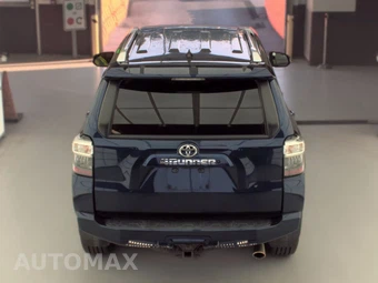 2016 Toyota 4Runner SR5 Premium – miniatura 5