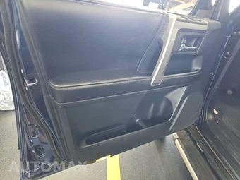 2016 Toyota 4Runner SR5 Premium – miniatura 9