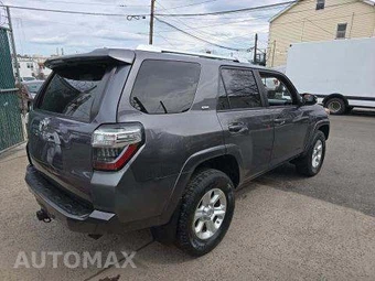 2016 Toyota 4Runner SR5 Premium – miniatura 3