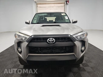 2016 Toyota 4Runner Trail – miniatura 2