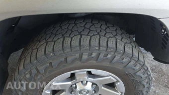 2016 Toyota 4Runner Trail – miniatura 23