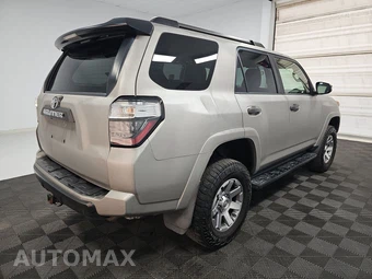 2016 Toyota 4Runner Trail – miniatura 4