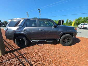 2016 Toyota 4Runner TRD Pro – miniatura 4