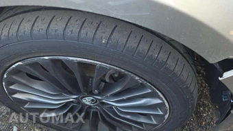 2016 Toyota Avalon Touring – miniatura 31