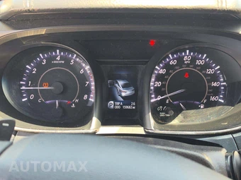 2016 Toyota Avalon XLE – miniatura 9