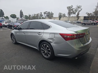 2016 Toyota Avalon XLE – miniatura 6