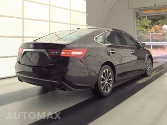 2016 Toyota Avalon XLE Plus – miniatura 4