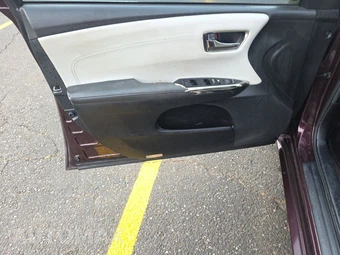 2016 Toyota Avalon XLE Plus – miniatura 9