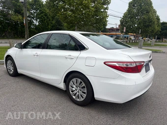 2016 Toyota Camry Hybrid LE - miniatura 3