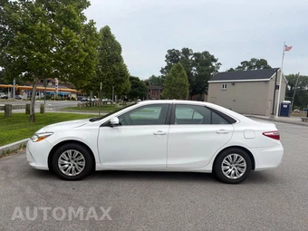 2016 Toyota Camry Hybrid LE - miniatura 6