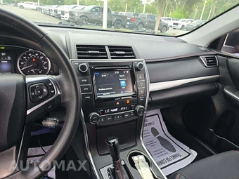 2016 Toyota Camry Hybrid SE - miniatura 10