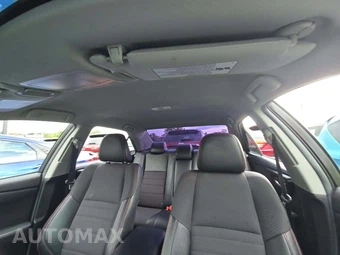 2016 Toyota Camry Hybrid SE - miniatura 11
