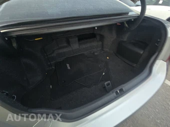 2016 Toyota Camry Hybrid XLE - miniatura 17