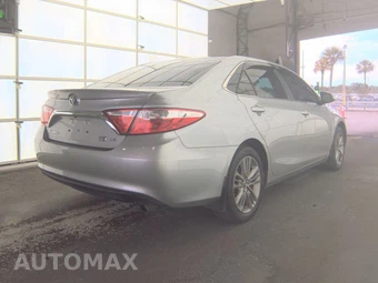 2016 Toyota Camry Hybrid XLE - miniatura 4