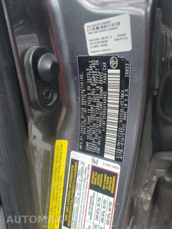 2016 Toyota Camry LE – miniatura 14