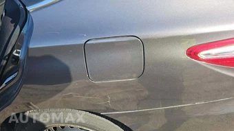 2016 Toyota Camry LE – miniatura 20