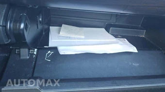 2016 Toyota Camry LE – miniatura 34