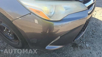2016 Toyota Camry LE – miniatura 36