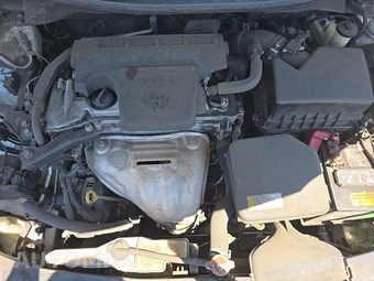 2016 Toyota Camry LE – miniatura 15