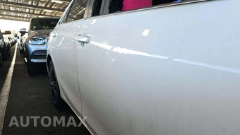 2016 Toyota Camry LE – miniatura 27