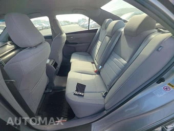 2016 Toyota Camry LE - miniatura 13