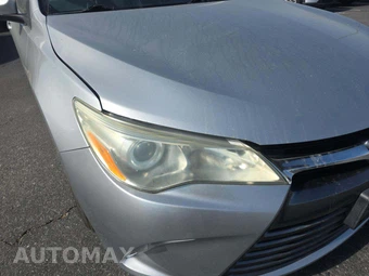 2016 Toyota Camry LE - miniatura 23