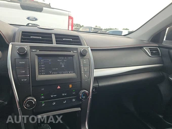 2016 Toyota Camry SE - miniatura 11