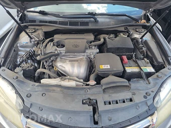 2016 Toyota Camry SE - miniatura 15